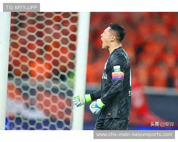 孙兴慜反击中超车防守队员，禁区内冷静推射